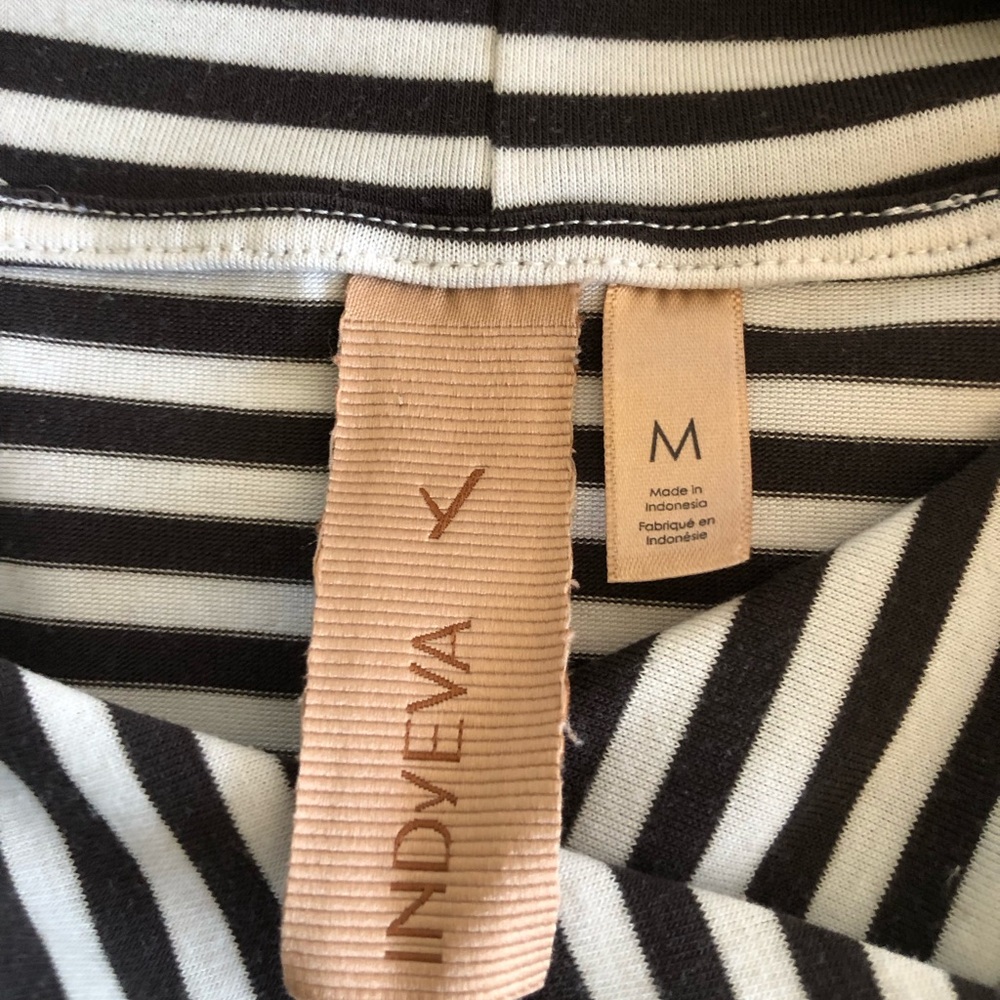 Indyeva Gamut Top Dark Grey/Black Striped Turtleneck Top Medium Athleisure - Picture 6 of 7